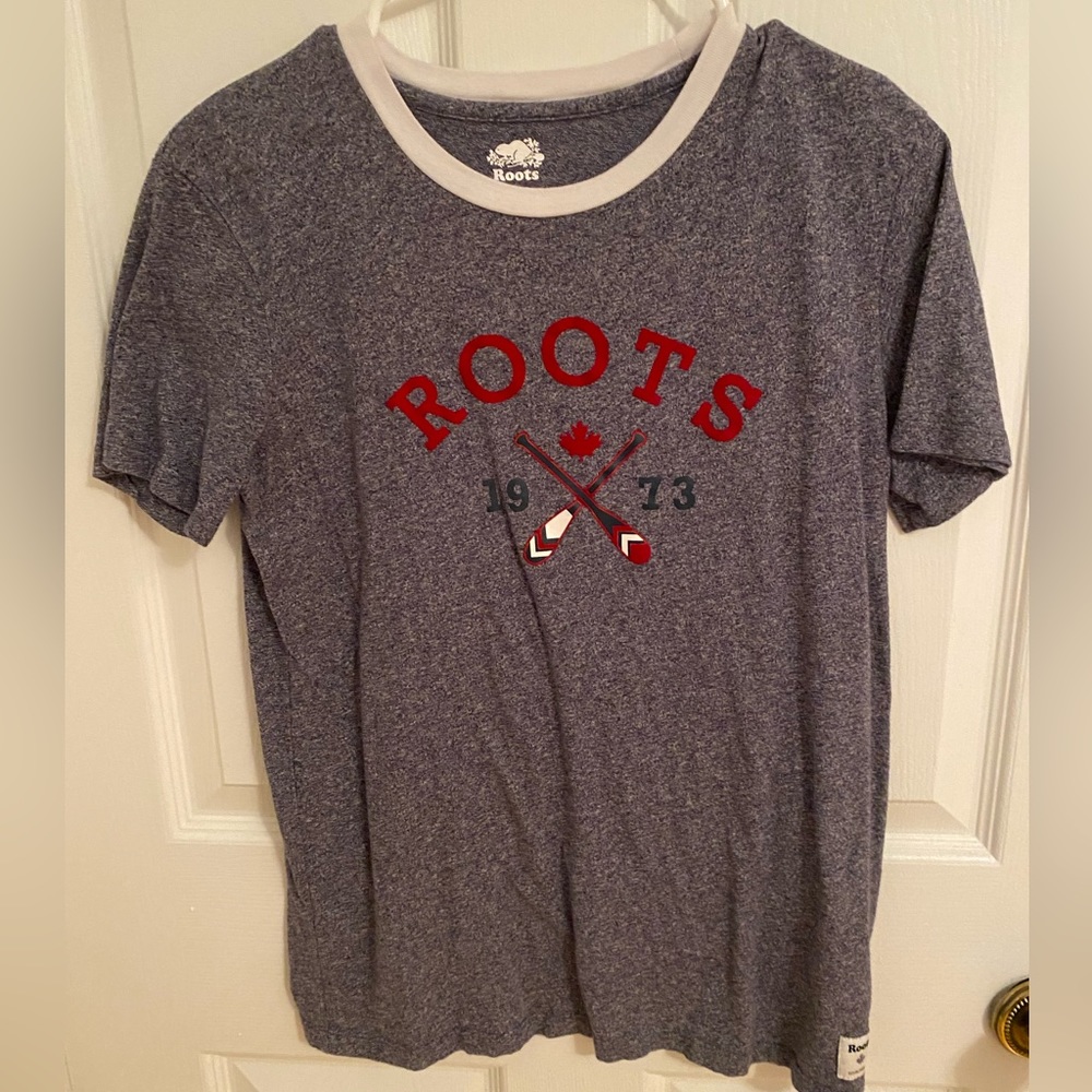 Women’s roots tee